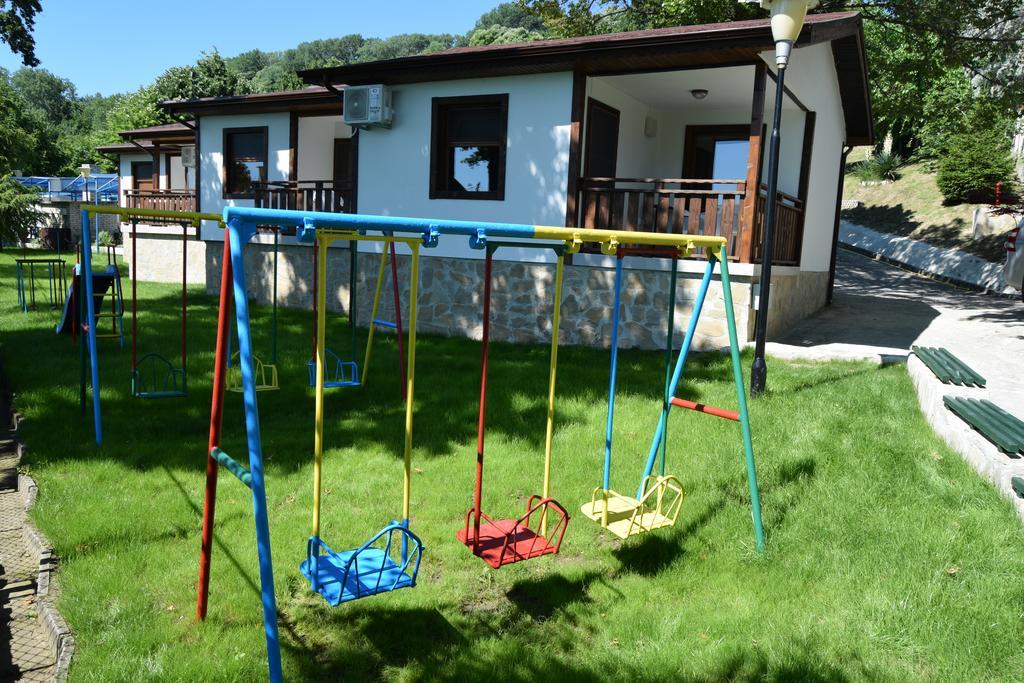Hotel Complex Fichoza Warna Zewnętrze zdjęcie