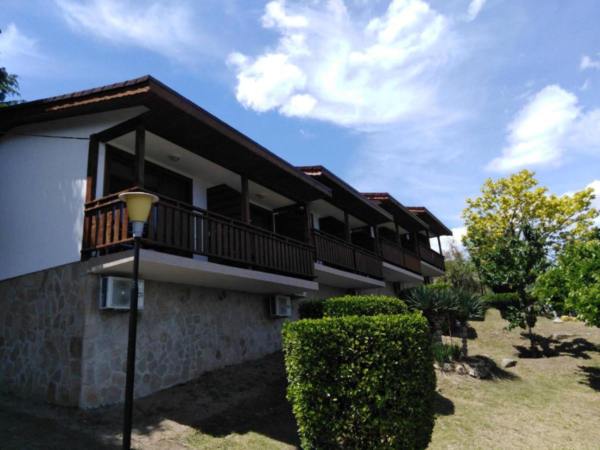 Hotel Complex Fichoza Warna Zewnętrze zdjęcie